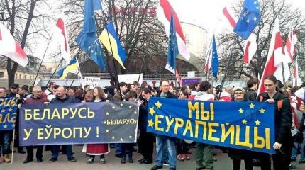 В Белоруссии угрожают убивать русофилов и закапывать в лесу В Белоруссии угрожают убивать русофилов и закапывать в лесу