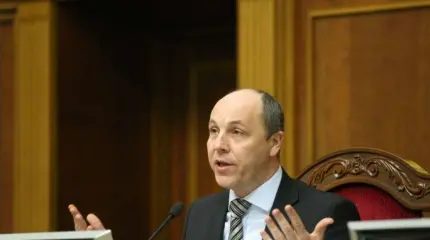 Парубий пообещал Зеленскому устроить митинги из-за закона об украинизации Парубий пообещал Зеленскому устроить митинги из-за закона об украинизации
