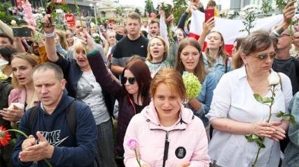 «Ближайшие два дня станут для Белоруссии решающими» «Ближайшие два дня станут для Белоруссии решающими»