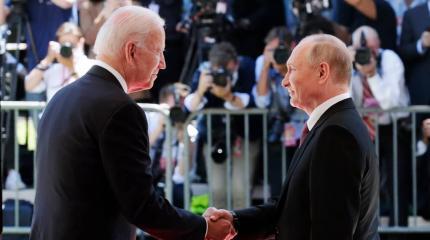 Удалось ли Путину и Байдену нащупать общую почву под ногами Удалось ли Путину и Байдену нащупать общую почву под ногами