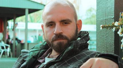 Получивший российский паспорт киевский журналист Казарин нелепо оправдался Получивший российский паспорт киевский журналист Казарин нелепо оправдался