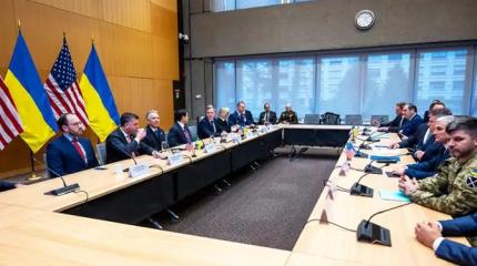 «Мир уже завтра!» или очередной шаг в никуда?