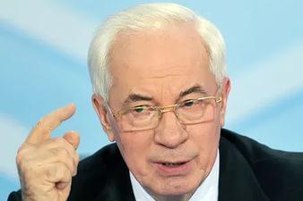 Азаров: Чечетов выбросился из окна из-за угроз семье его дочки Азаров: Чечетов выбросился из окна из-за угроз семье его дочки