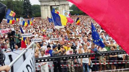 Молдова: бывшие против надоевших