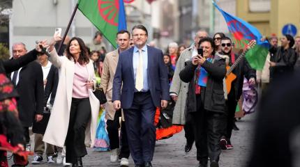 Правящие в Латвии избрали стратегию: остановить «Бульдозер Шлессерса»