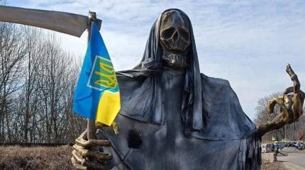 Жизнь в Киеве после отступления русской армии Жизнь в Киеве после отступления русской армии