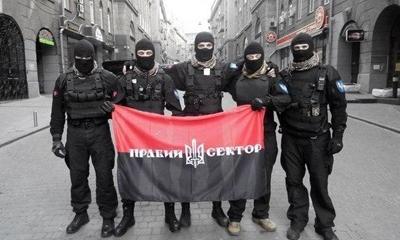 Вслед за Шереметом: «Правый сектор» открыто угрожает украинским журналистам Вслед за Шереметом: «Правый сектор» открыто угрожает украинским журналистам