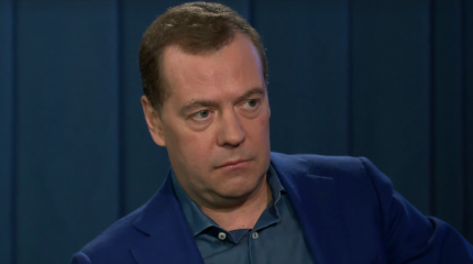 Медведев оценил позицию Киева по Минским соглашениям Медведев оценил позицию Киева по Минским соглашениям