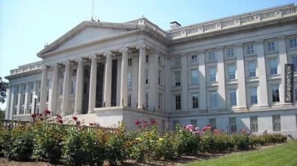 Кандидаты на пост президента США собирают миллионы на свои кампании