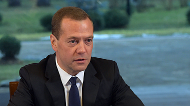 Медведев теряет своих людей Медведев теряет своих людей