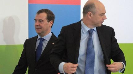 18 марта россияне проголосовали за Медведева с Силуановым 18 марта россияне проголосовали за Медведева с Силуановым