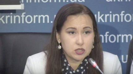 Что вы, тёти, мнёте тити, вы на Крым вещать хотите? Что вы, тёти, мнёте тити, вы на Крым вещать хотите?
