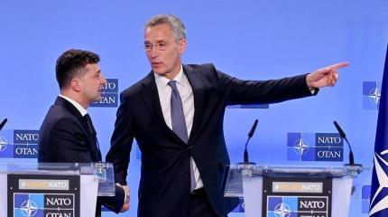 Всю неделю Украина ломилась в НАТО Всю неделю Украина ломилась в НАТО