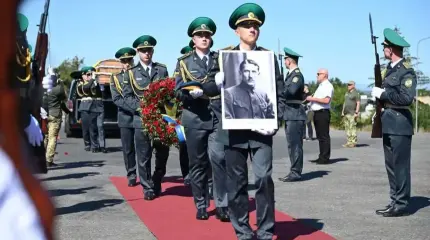 Останки ещё одного националиста привезли в Киев, или Упыри на болоте – 2
