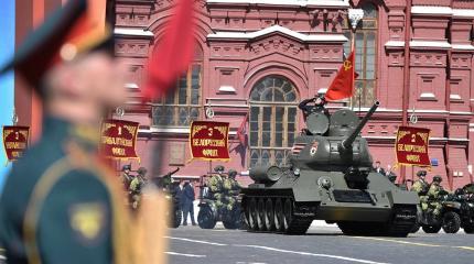 «Уважайте вклад русских»: британцы призвали посетить юбилей Победы «Уважайте вклад русских»: британцы призвали посетить юбилей Победы