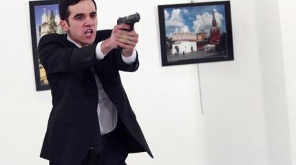 Заговор против России: турецкий сериал предсказал убийство посла в Анкаре Заговор против России: турецкий сериал предсказал убийство посла в Анкаре