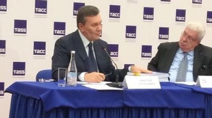 Янукович чуть не расплакался в Ростове: "Плохо, что Крым отсоединили" Янукович чуть не расплакался в Ростове: "Плохо, что Крым отсоединили"