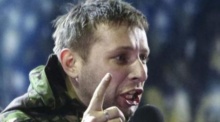 Депутат Парасюк прилюдно оскорбил журналиста Дзиндзю в Раде Депутат Парасюк прилюдно оскорбил журналиста Дзиндзю в Раде