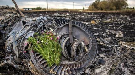 Сокрытие фактов крушения MH17: Запад развязал Украине руки Сокрытие фактов крушения MH17: Запад развязал Украине руки