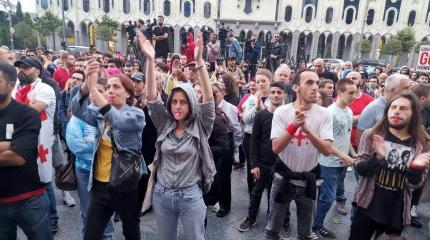 Грузия в преддверии выборов в парламент: протесты, стагнация, атлантизм Грузия в преддверии выборов в парламент: протесты, стагнация, атлантизм