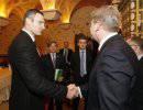 Кличко обсуждает с еврокомиссаром, что делать дальше Кличко обсуждает с еврокомиссаром, что делать дальше