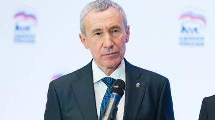 Климов: Запад нацелился на молодых россиян Климов: Запад нацелился на молодых россиян