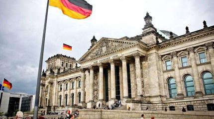 Немцы растерялись перед выборами в Германии Немцы растерялись перед выборами в Германии