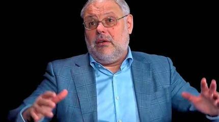 Хазин: Элита получила задание свалить Путина Хазин: Элита получила задание свалить Путина