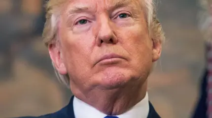 Санкциям вопреки: Трамп обвинил Китай в торговле с КНДР Санкциям вопреки: Трамп обвинил Китай в торговле с КНДР