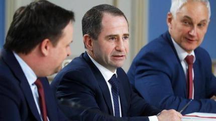 «Смотрящим» за Лукашенко будет экс-премьер Чечни «Смотрящим» за Лукашенко будет экс-премьер Чечни