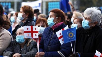 Митинг в Тбилиси: Грузия на краю очередной «цветной революции» Митинг в Тбилиси: Грузия на краю очередной «цветной революции»