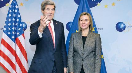 Почему Запад начал хвалить позицию России по Украине?
