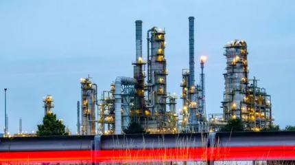 ЕС, разорвав связи с РФ, оказался критически зависимым от других стран