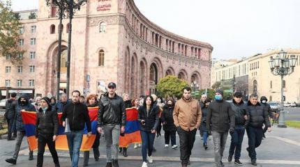 Армяне слушались русских вместо Америки, потому и проиграли