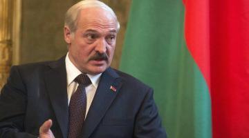 Президент Белоруссии поздравил Иран с отменой санкций