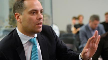 Еще один вскрылся: украинцы обрушили свой гнев на заявление Милова Еще один вскрылся: украинцы обрушили свой гнев на заявление Милова
