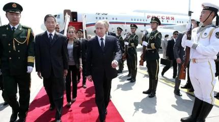 Саммит ШОС открывается в Тяньцзине: Запад встревожен и растерян