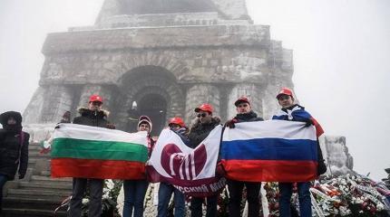 «В беде обращайся к России»: болгары о гуманитарной помощи Москвы «В беде обращайся к России»: болгары о гуманитарной помощи Москвы