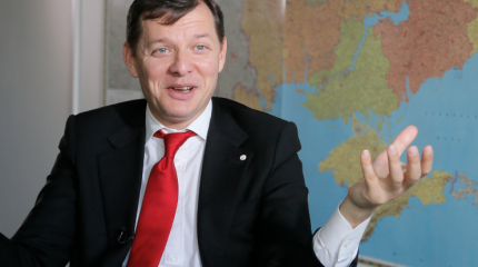 Ляшко объяснил, почему Украина стоит на коленях перед Россией Ляшко объяснил, почему Украина стоит на коленях перед Россией