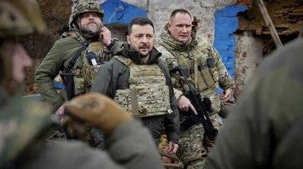 Конец Зеленского предложено оттянуть до американских выборов Конец Зеленского предложено оттянуть до американских выборов