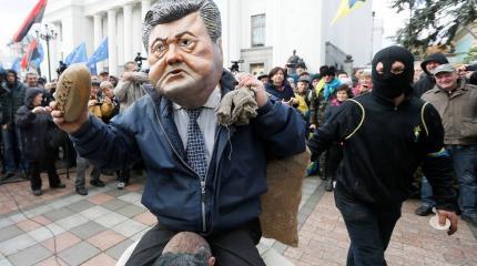 Повторить судьбу Януковича. Почему Запад начал угрожать Порошенко? Повторить судьбу Януковича. Почему Запад начал угрожать Порошенко?