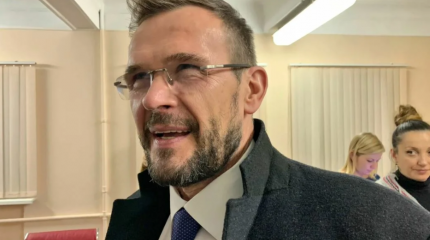 Вакаров объяснил важность назначения Козака вместо Суркова Вакаров объяснил важность назначения Козака вместо Суркова