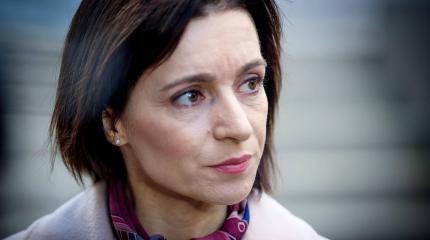 Санду выиграла первый тур выборов президента в Молдавии