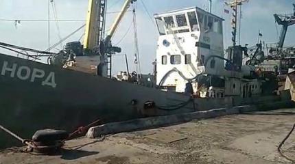 Сейнер «Норд» с мощью ракетного крейсера крушит рыбный промысел Украины Сейнер «Норд» с мощью ракетного крейсера крушит рыбный промысел Украины