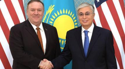 США «заигрывают» со странами СНГ: поездка Помпео стала прорывом? США «заигрывают» со странами СНГ: поездка Помпео стала прорывом?