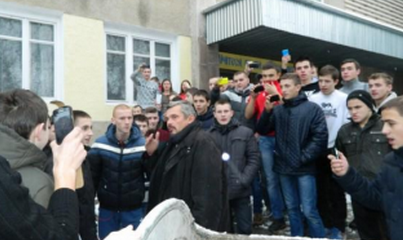 Страна победившего быдла: За «двойку» — в мусорный бак! Страна победившего быдла: За «двойку» — в мусорный бак!
