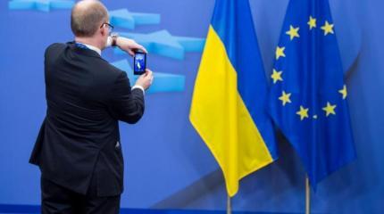 Украине посоветовали держать курс на Европу