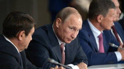 Путин отрекся от народа, но «своих» в обиду не даст Путин отрекся от народа, но «своих» в обиду не даст