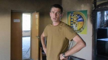 В Мариуполе подполковнику сломали челюсть: Не понравилось меню на русском В Мариуполе подполковнику сломали челюсть: Не понравилось меню на русском