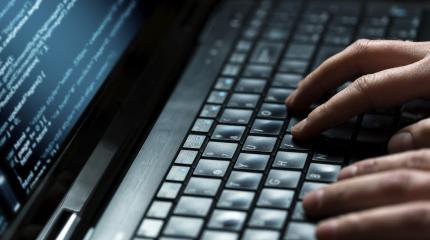Bloomberg: Американские спецслужбы выставляют себя на посмешище Bloomberg: Американские спецслужбы выставляют себя на посмешище